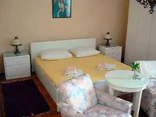 Libertas 3*